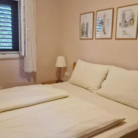 Ferienhaus Luka *